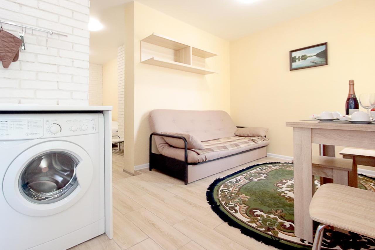 "Deluxe Apartments" On Balabana 12 - 1124 Львів Екстер'єр фото